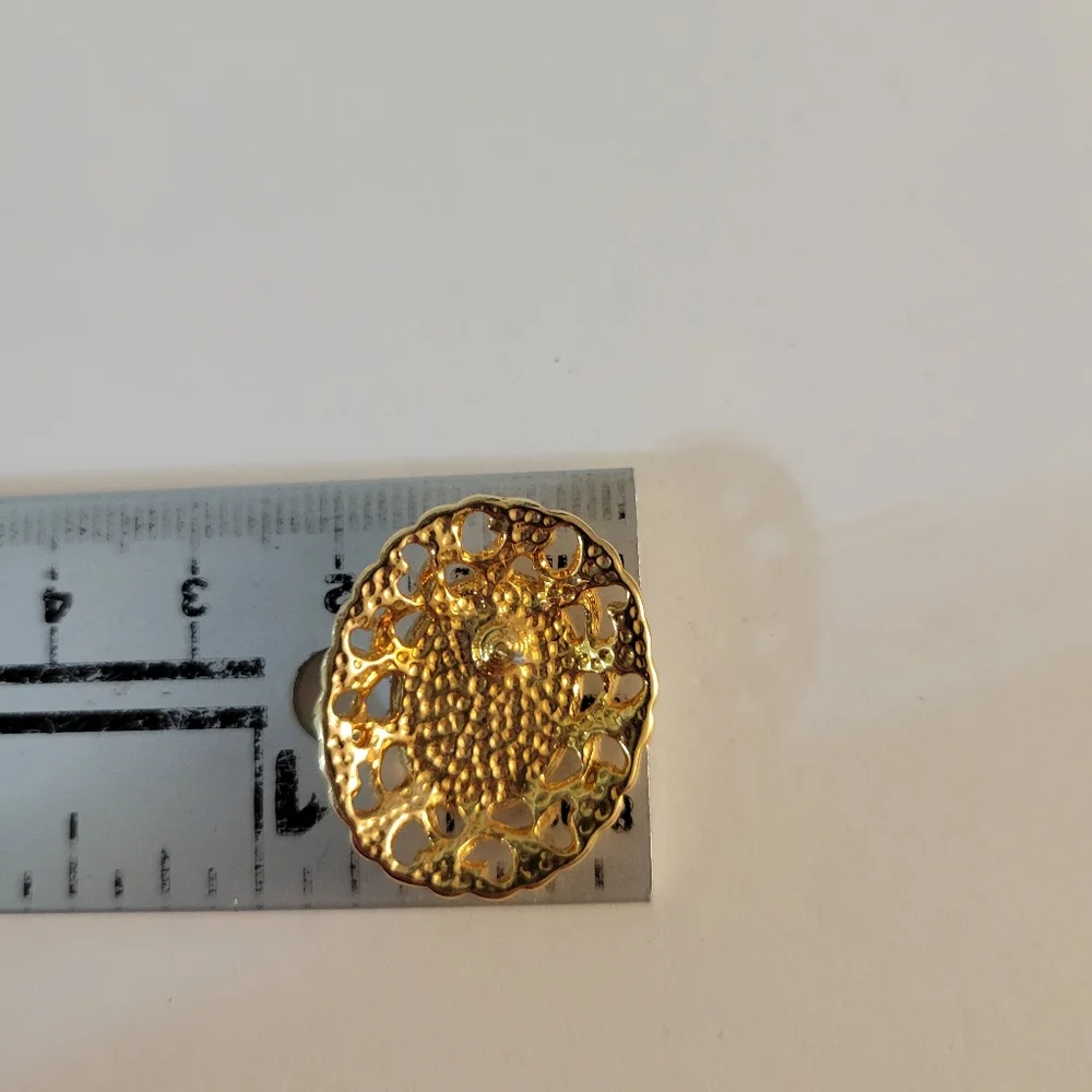 Cameo Pierced Earrings Goldtone